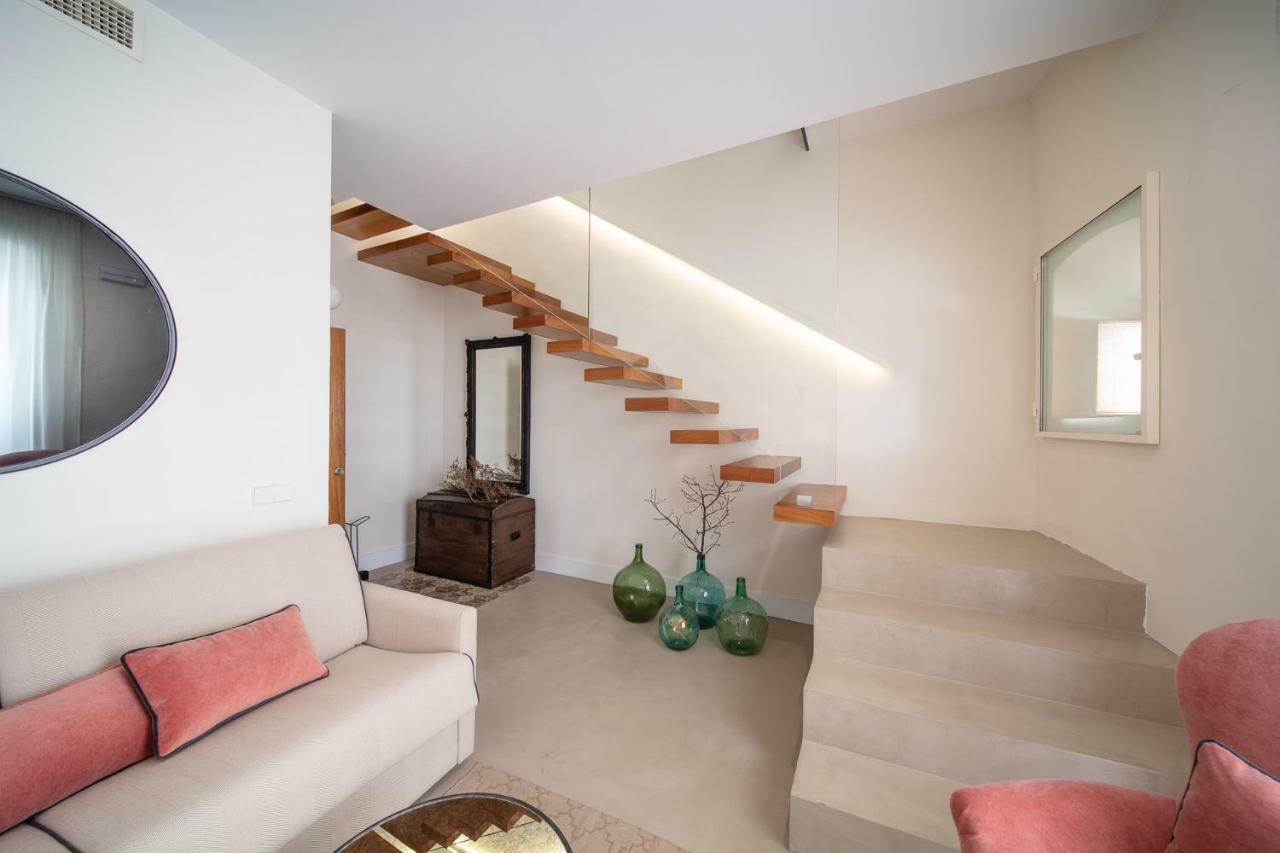 Habitavit En * Caces